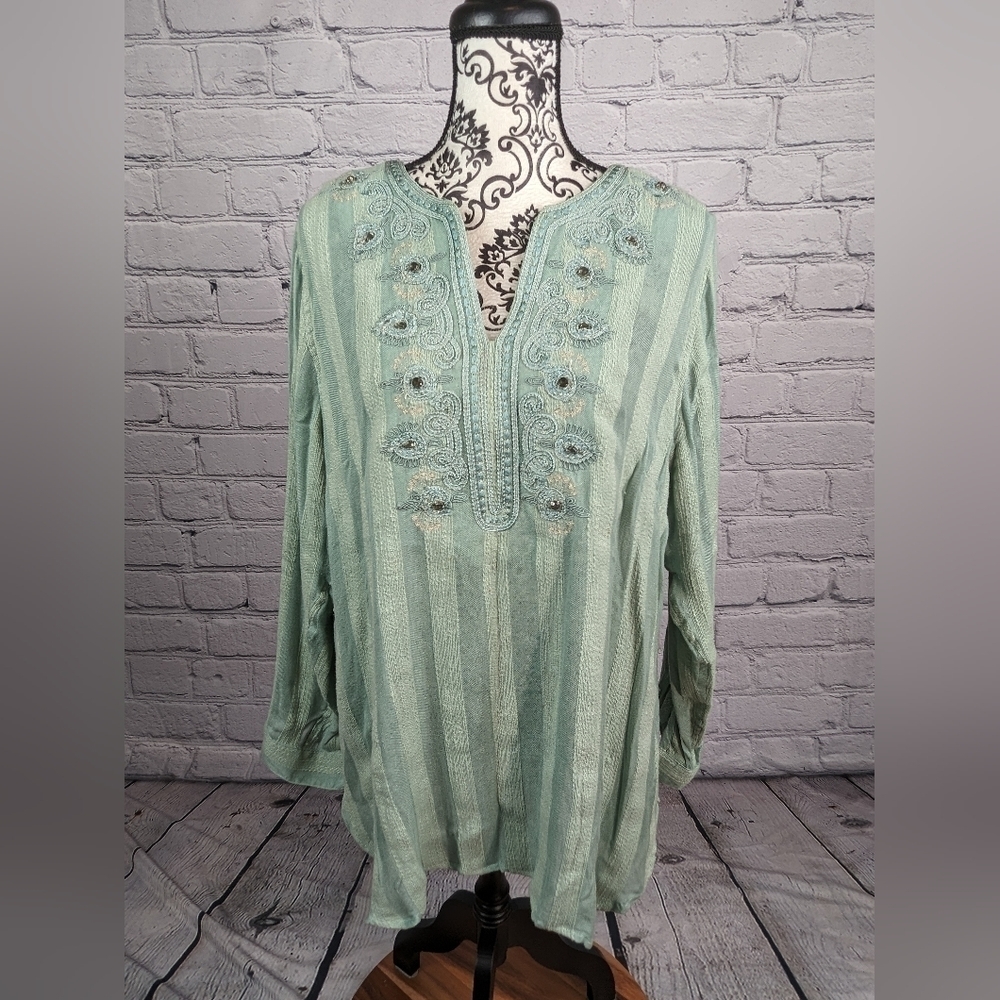 Soft Surroundings women's long sleeve beaded front tunic plus sz 1x textured b18